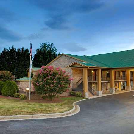 Days Inn Conover/Hickory Exterior foto