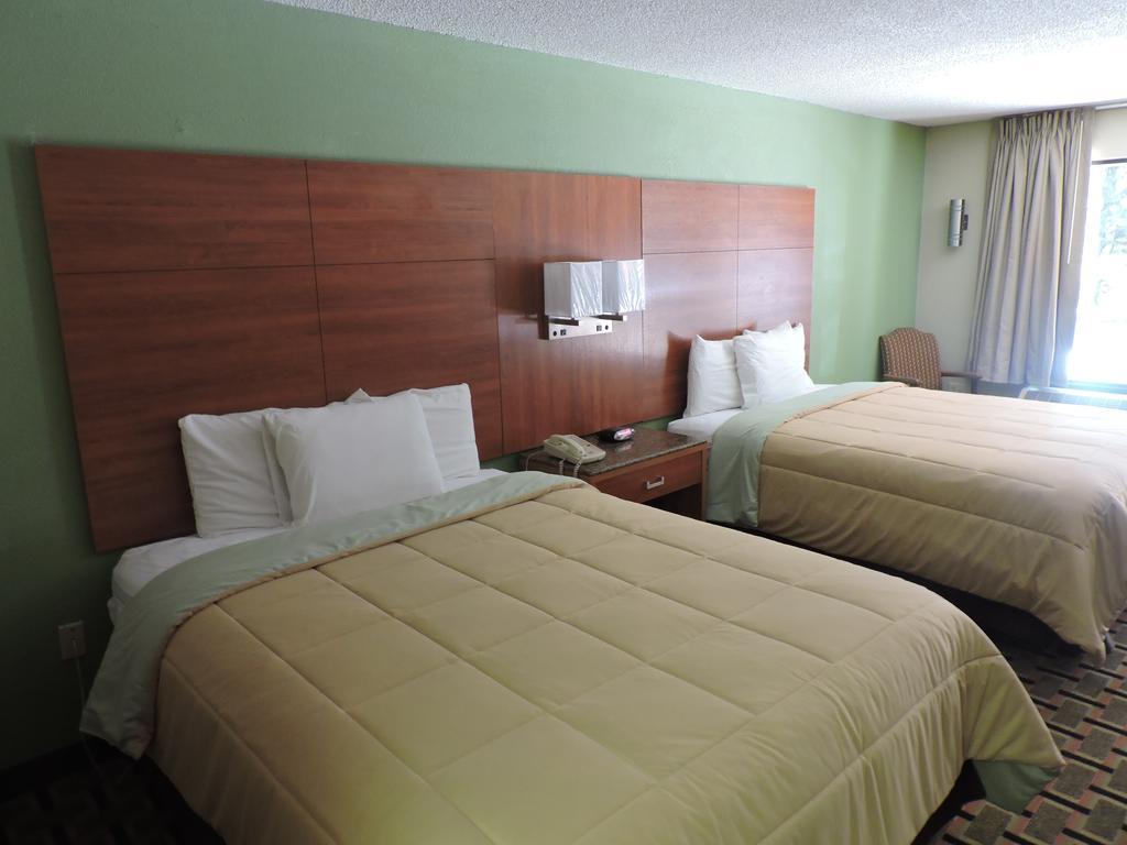 Days Inn Conover/Hickory Habitación foto