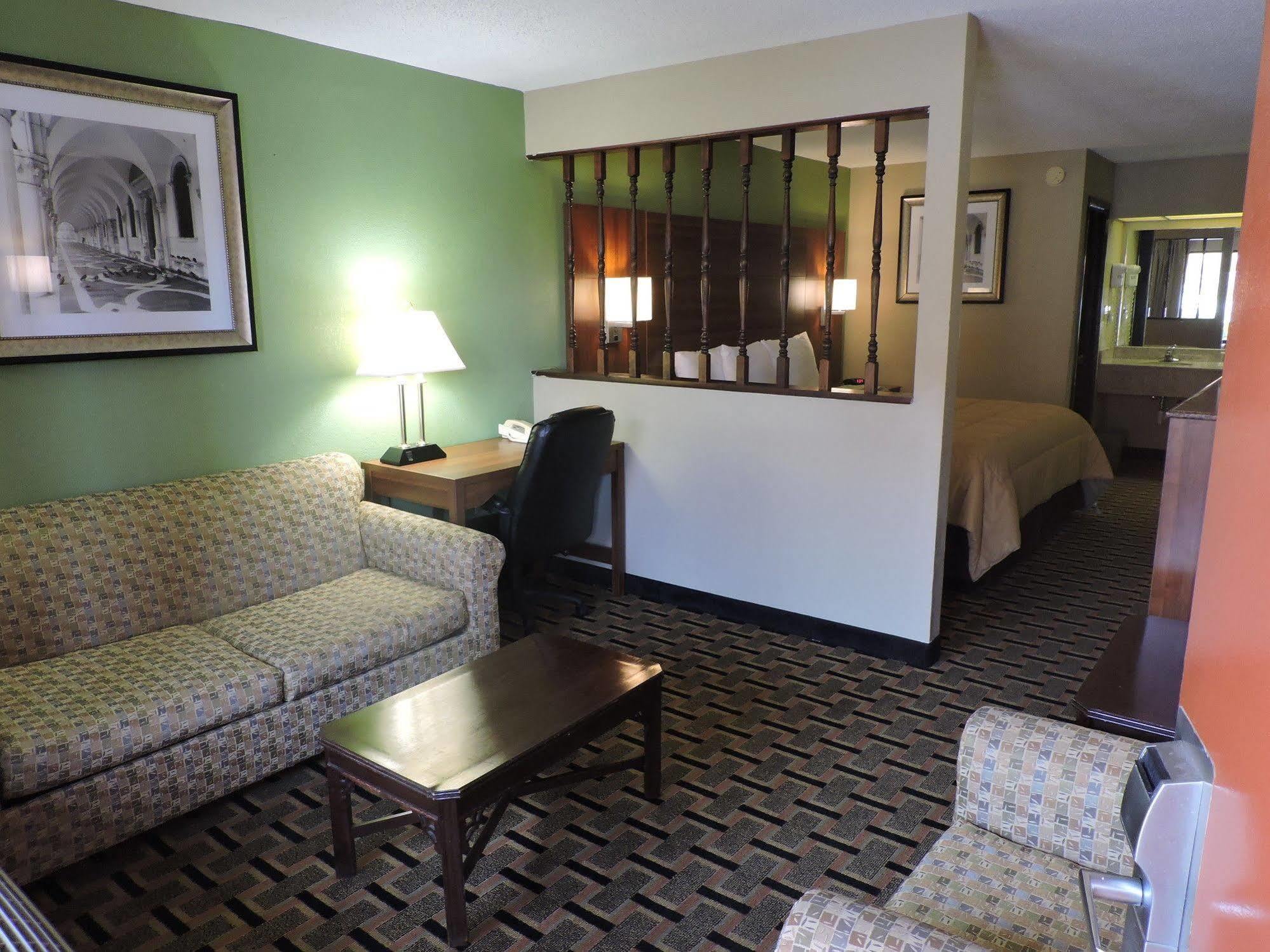 Days Inn Conover/Hickory Exterior foto